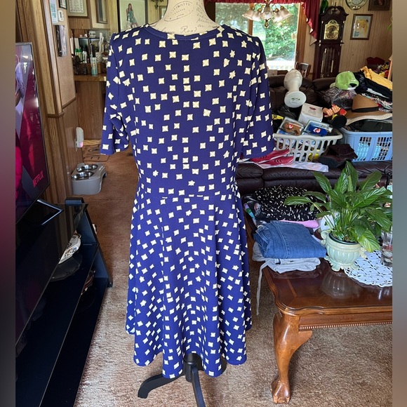 LuLaRoe navy blue Fit & Flare Knee Length Dress Size 3XL. - Picture 6 of 14